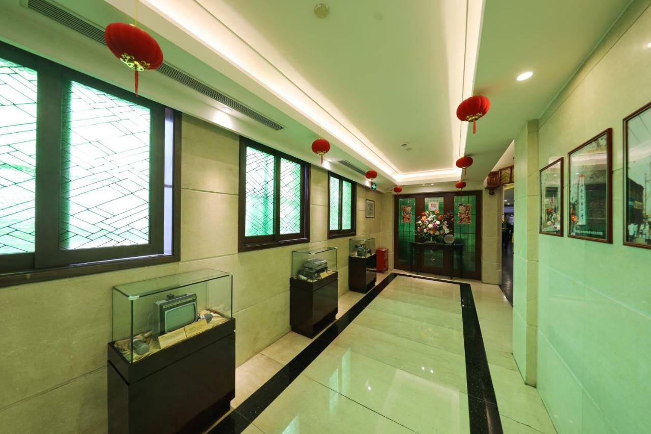 Seventh Heaven Hotel Shanghai Bagian luar foto