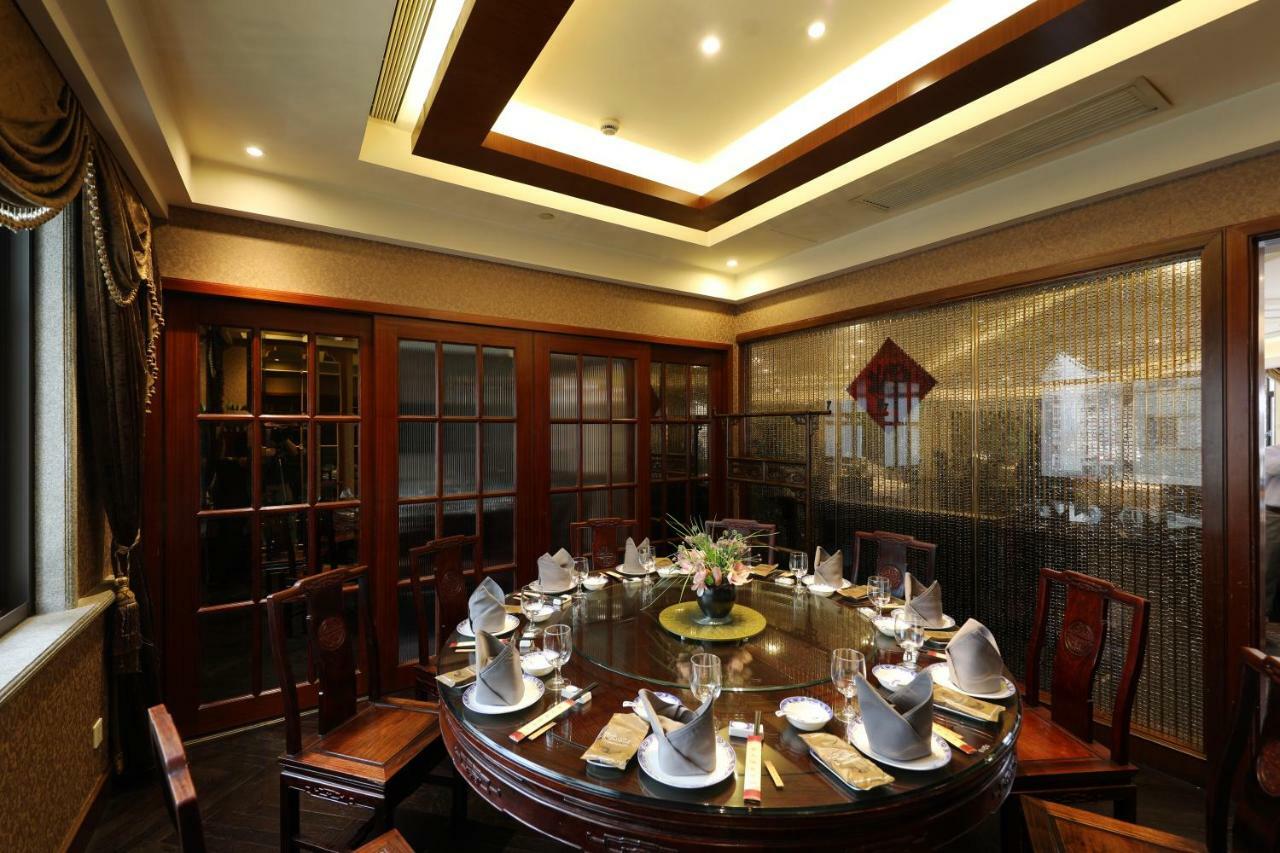 Seventh Heaven Hotel Shanghai Bagian luar foto